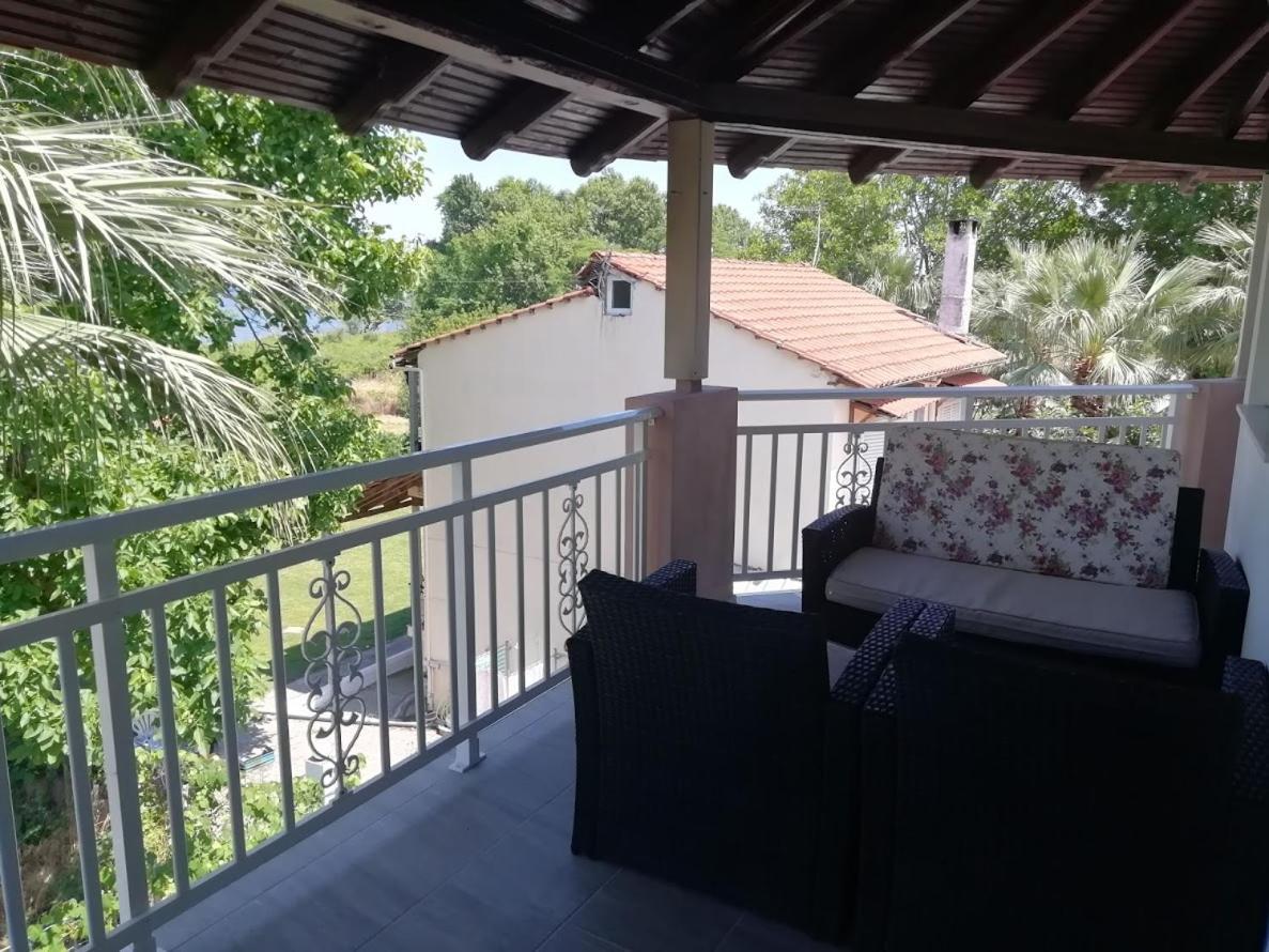 Villa Fotis View Paralia Skotinis Exterior photo