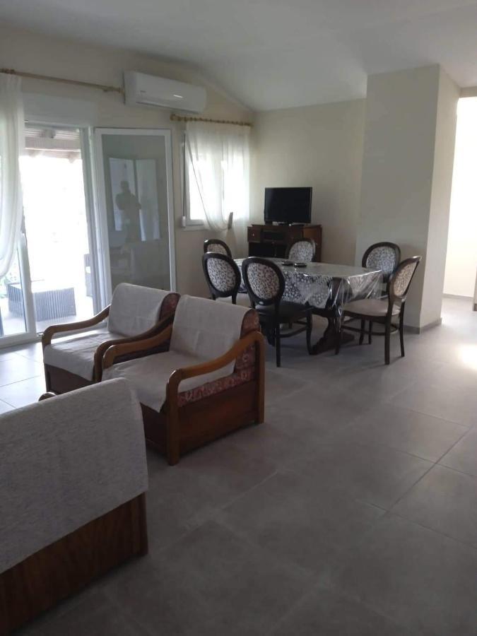 Villa Fotis View Paralia Skotinis Exterior photo